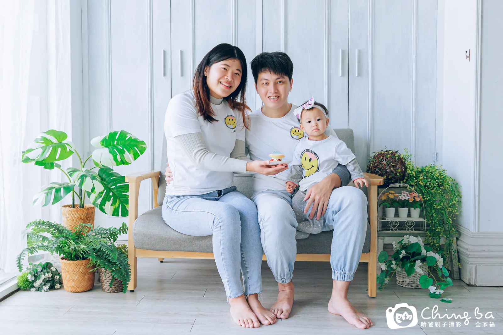 1 歲寶貝的恩拍抓周,2 大 1 小的周歲紀念