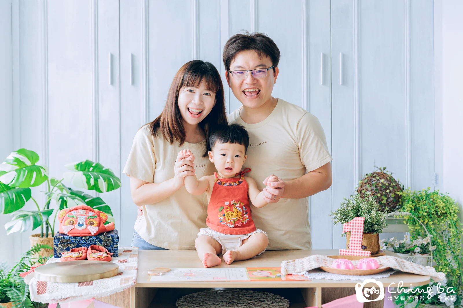 小家庭抓周拍作品|2022 年秋季|晴爸親子攝影
