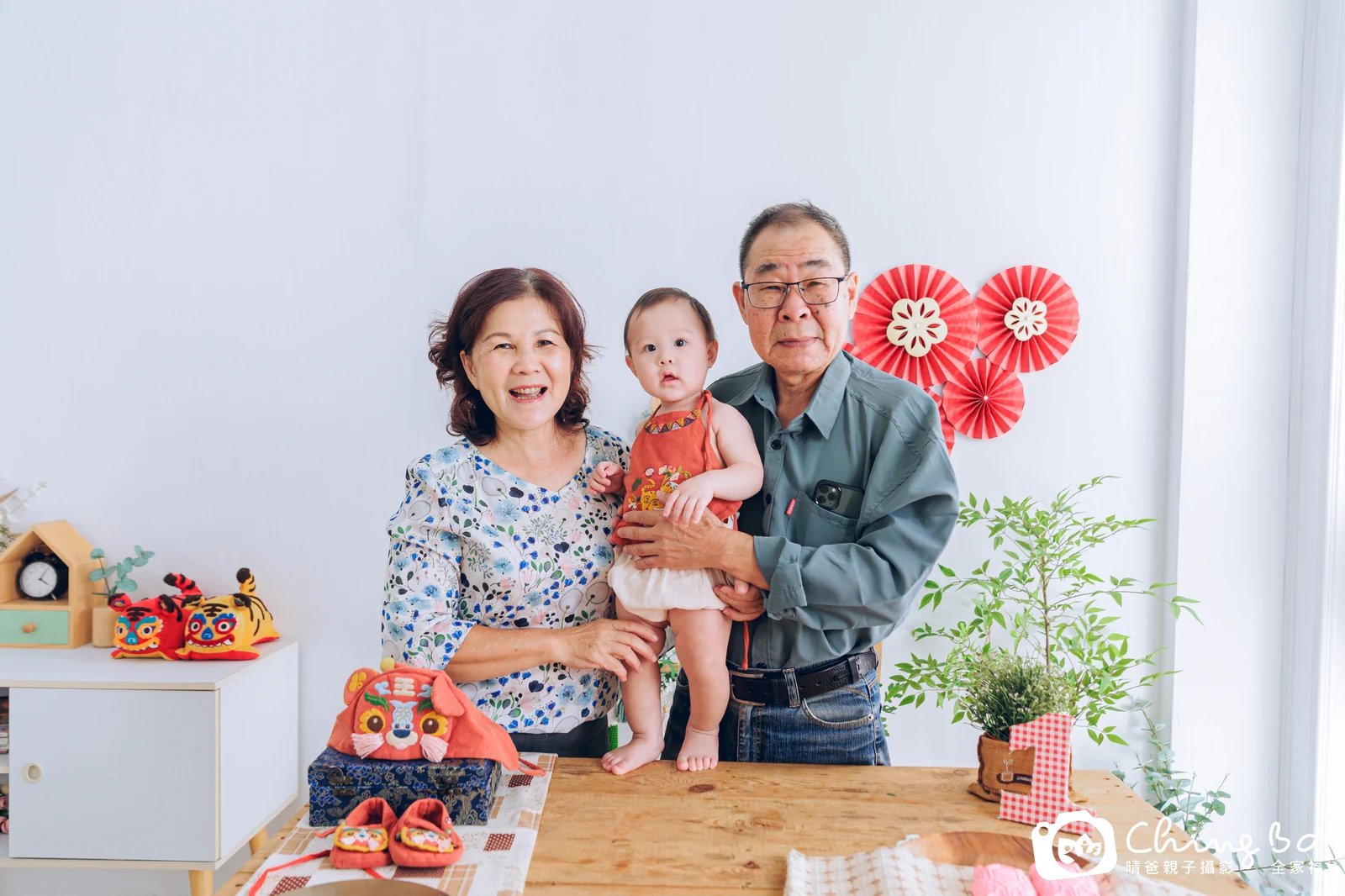 評在台中拍小家庭抓周的珍貴一刻