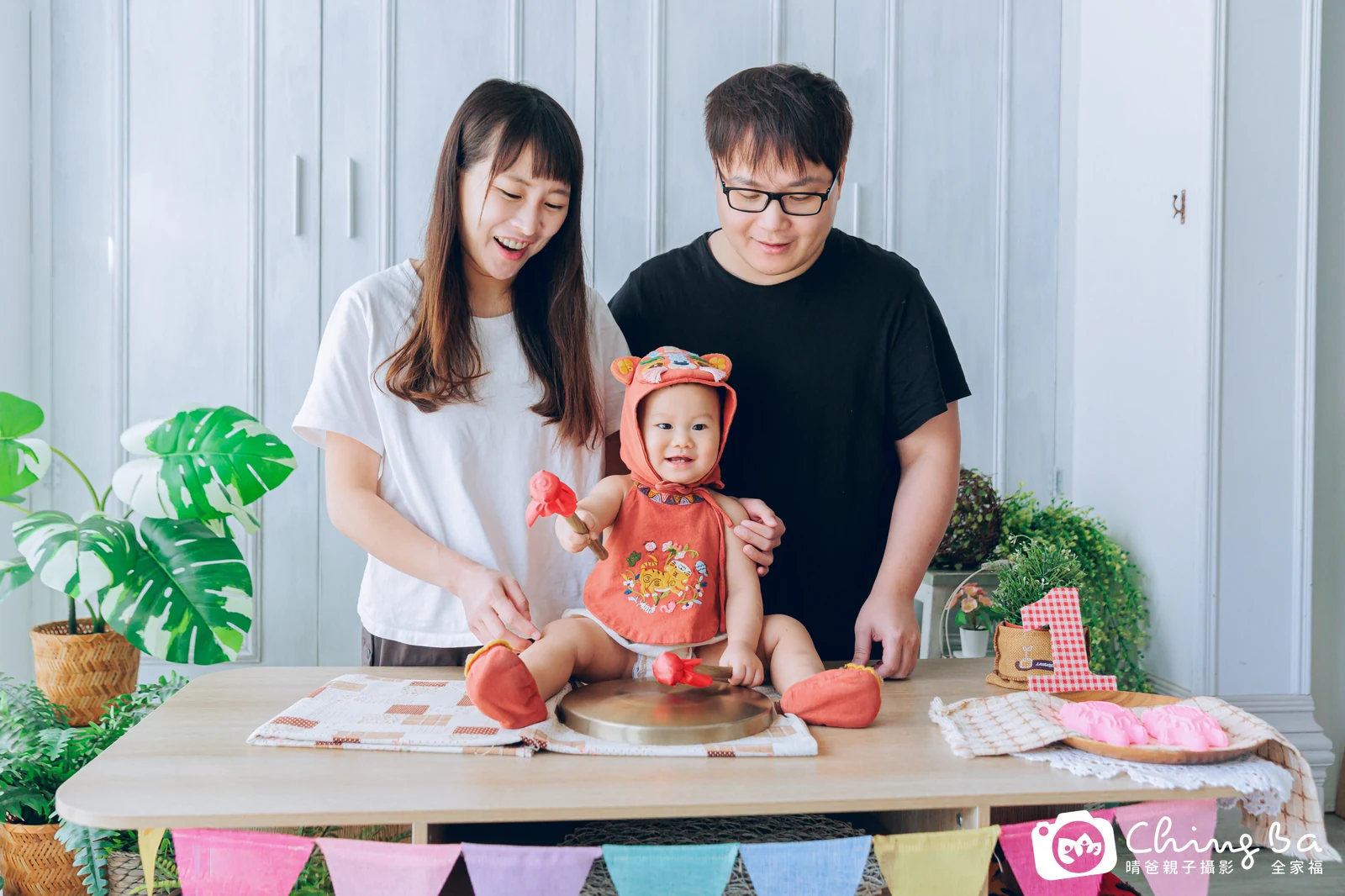 翔翔 1 歲寶貝 台中小家庭抓周紀念照｜晴爸親子攝影