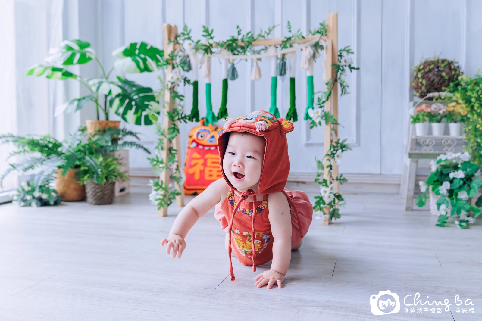 小菠蘿周歲抓周儀式的紀錄(2023 年春季)