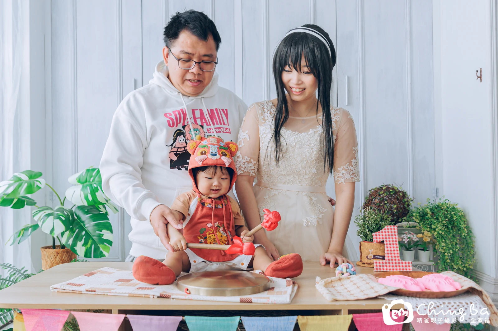 丞丞 1 歲寶貝 台中小家庭抓周紀念照｜晴爸親子攝影