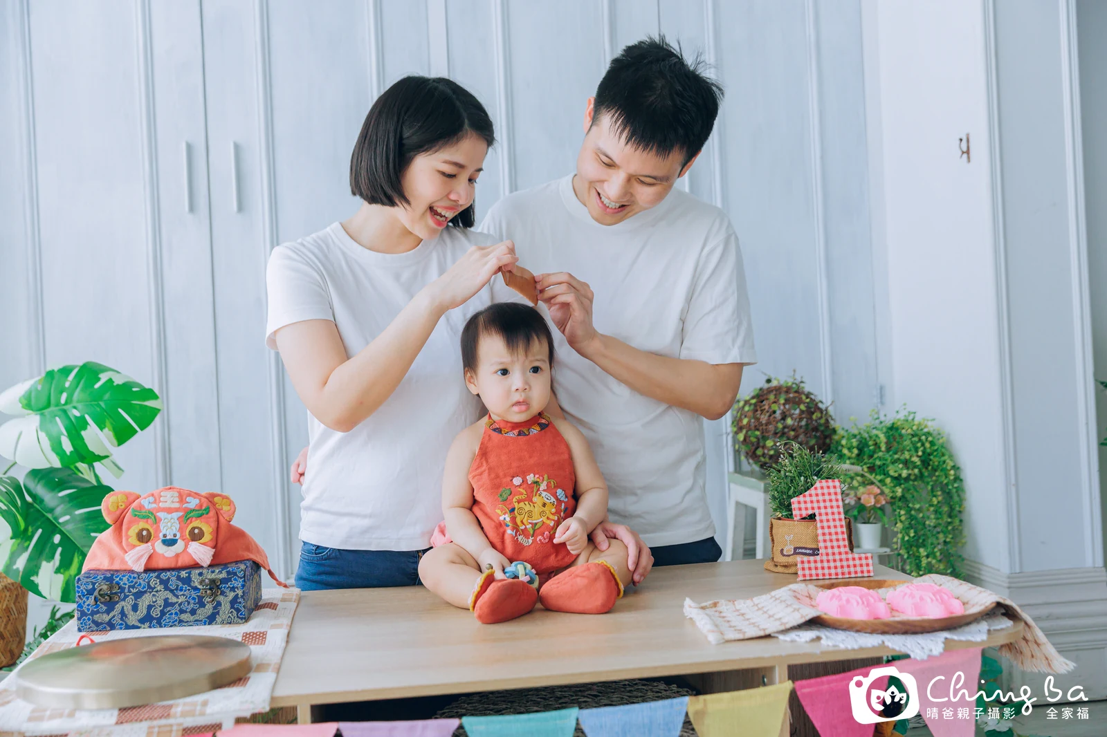 小家庭抓周拍作品｜2025 年冬季｜晴爸親子攝影