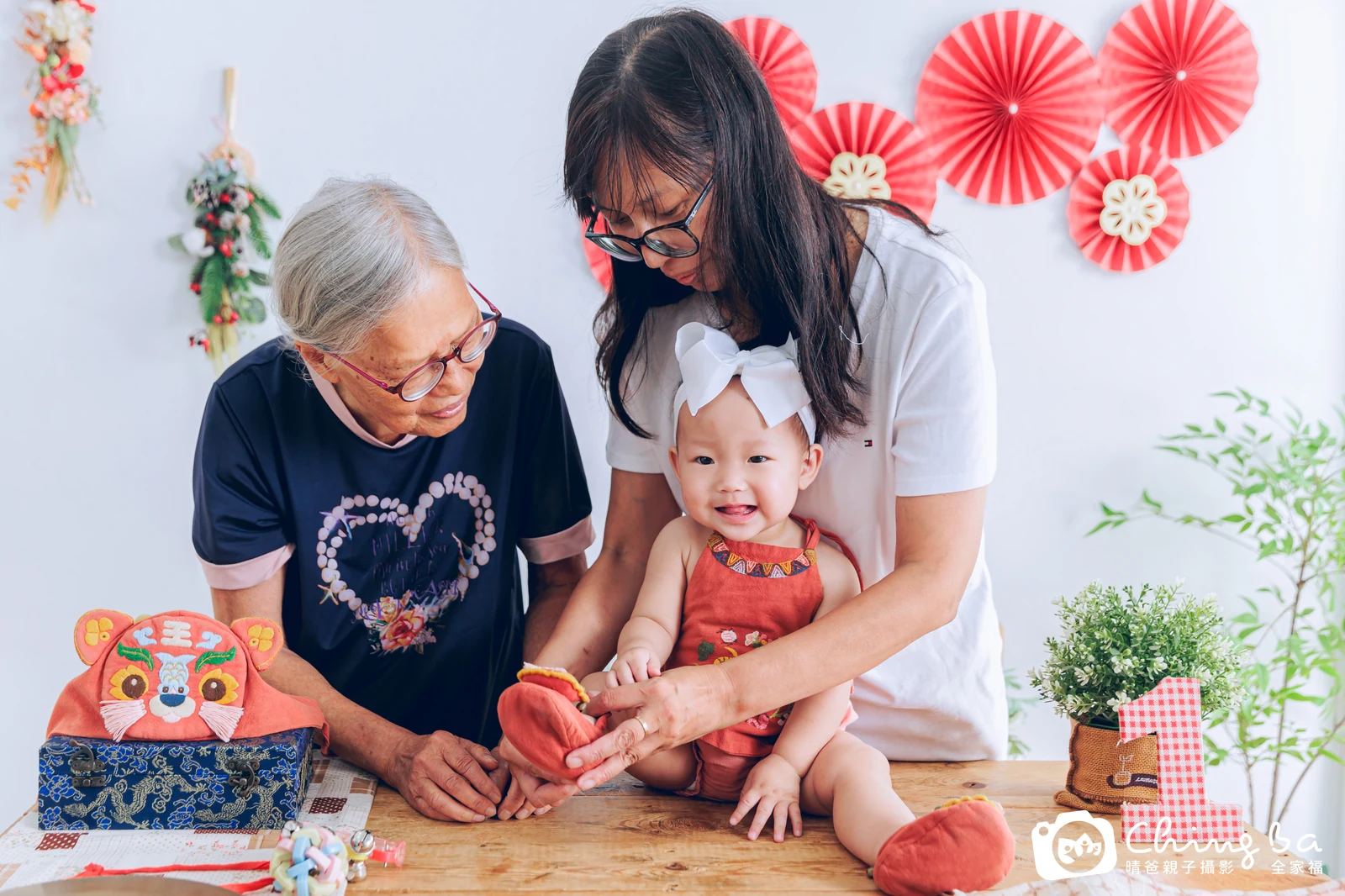 小家庭抓周拍作品｜2025 年夏季｜晴爸親子攝影