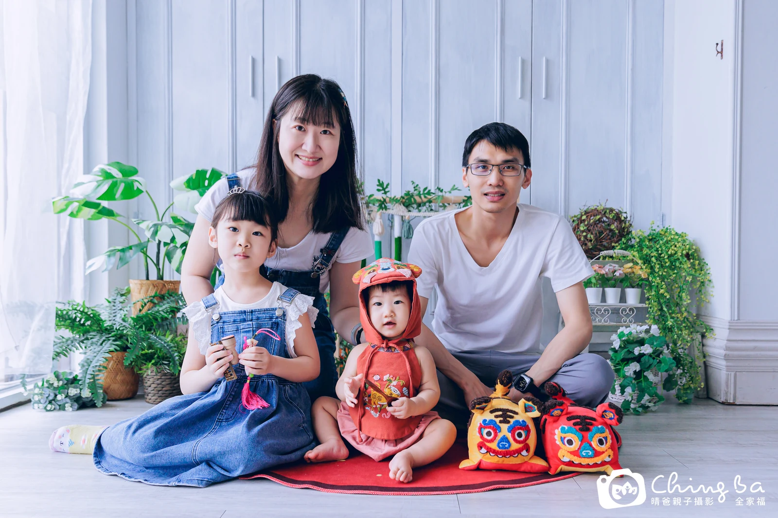 彤周歲抓周儀式的紀錄（2023 年春季）