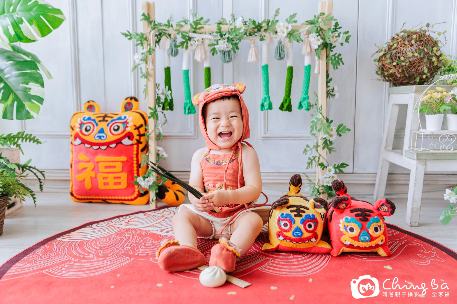 小家庭抓周拍作品|2023 年秋季|晴爸親子攝影