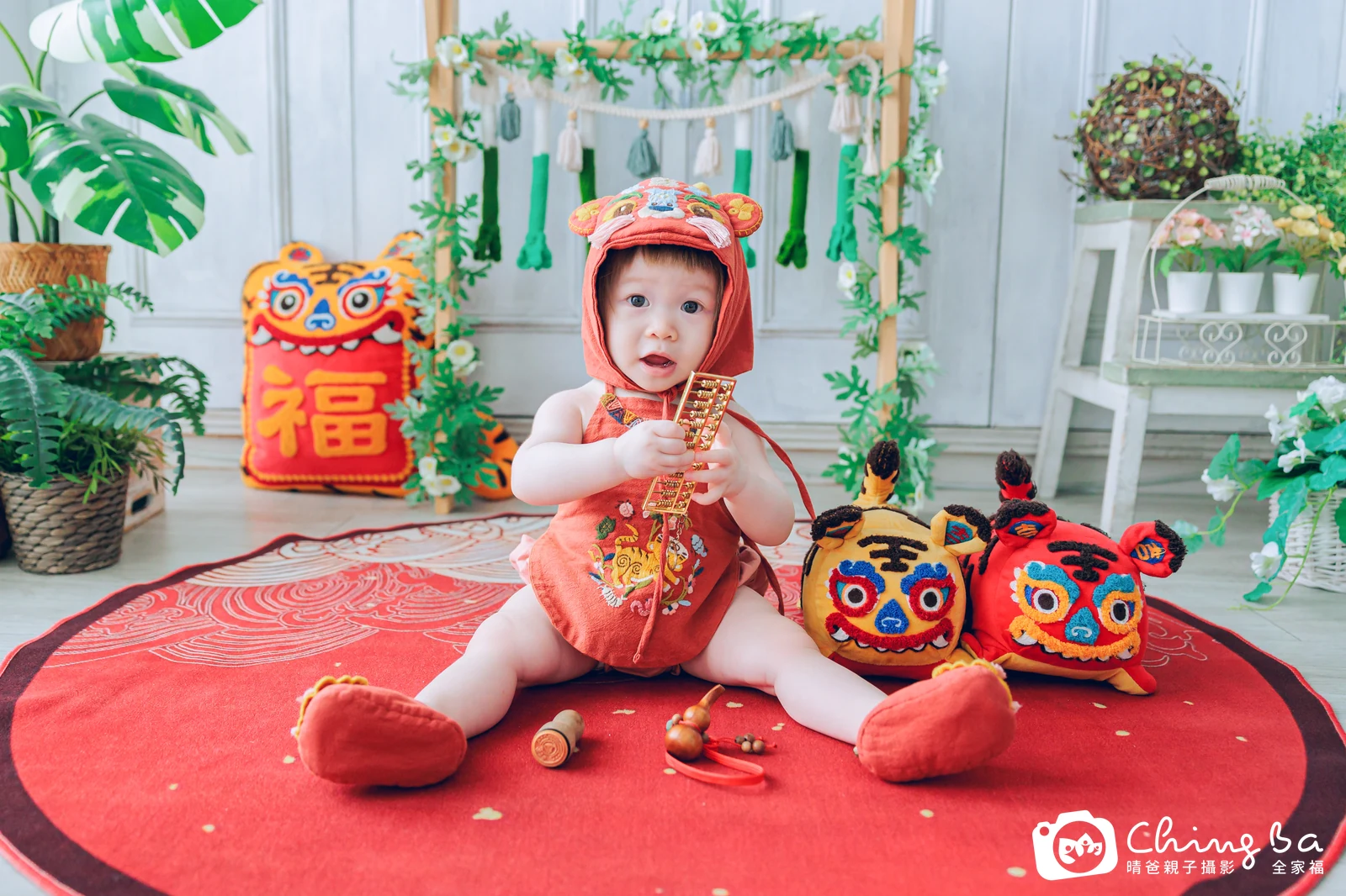 小臻周歲抓周儀式的紀錄(2025 年冬季)