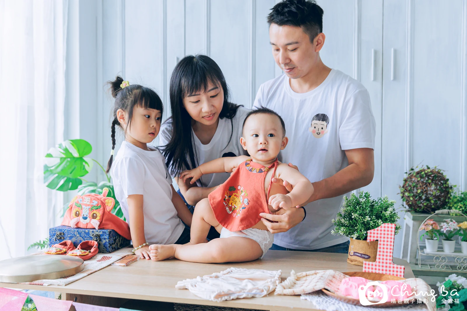 小月亮周歲抓周儀式的紀錄（2025 年秋季）
