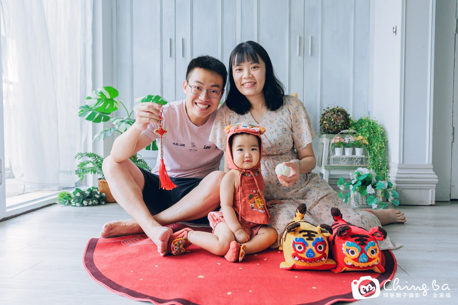 玥玥 1 歲寶貝 台中小家庭抓周紀念照｜晴爸親子攝影