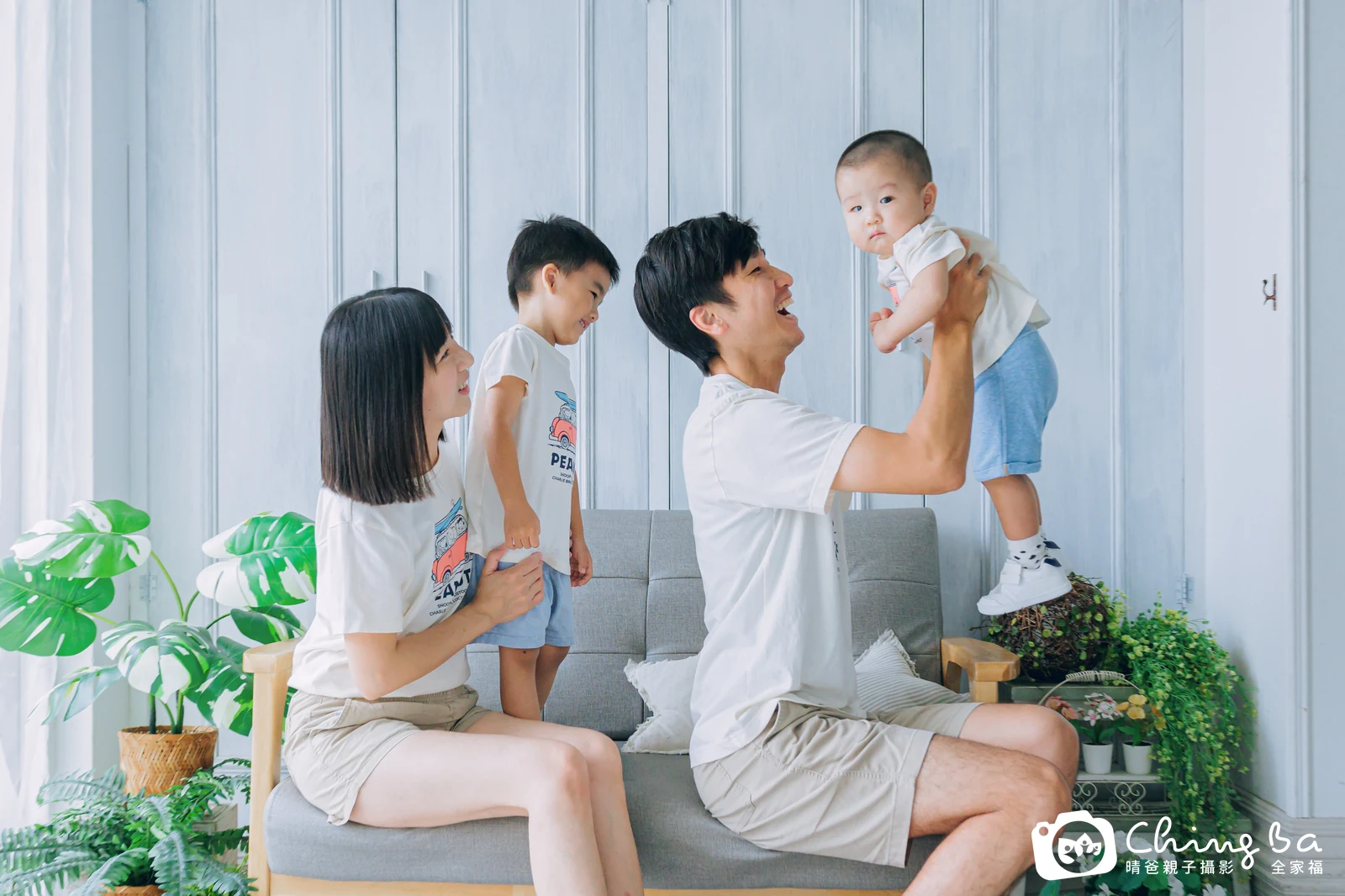 辰的台中小家庭抓周拍攝現場