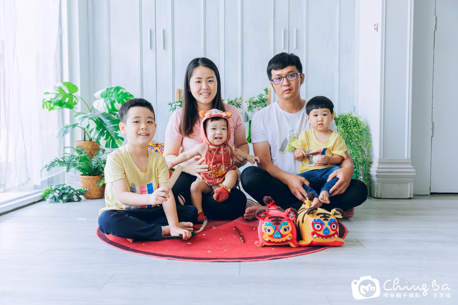 毅周歲抓周儀式的紀錄（2024 年夏季）