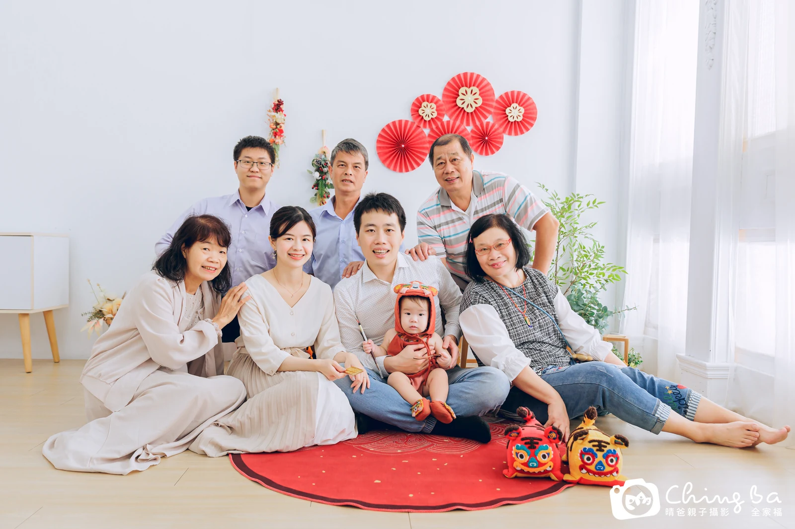 晴晴周歲抓周儀式的紀錄（2023 年冬季）