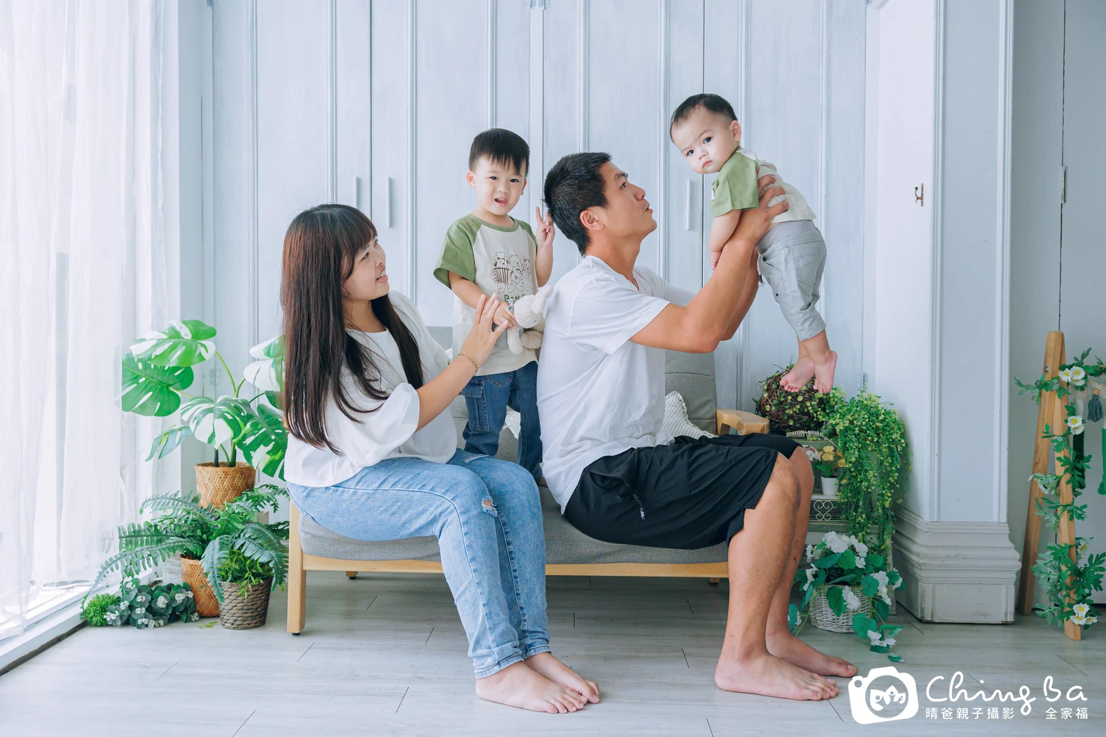 丞丞的台中小家庭抓周拍攝現場