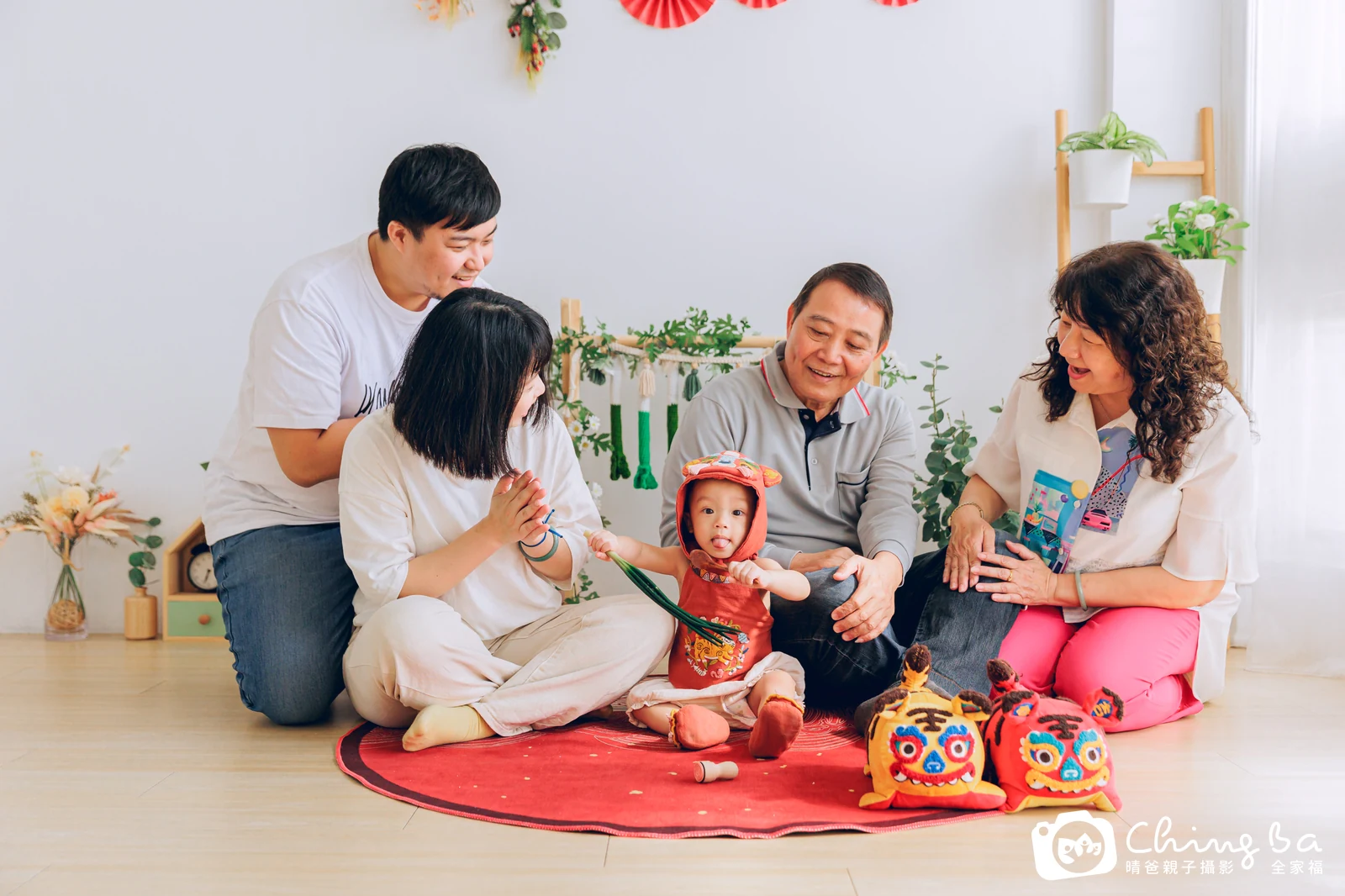 小家庭抓周拍作品｜2023 年春季｜晴爸親子攝影