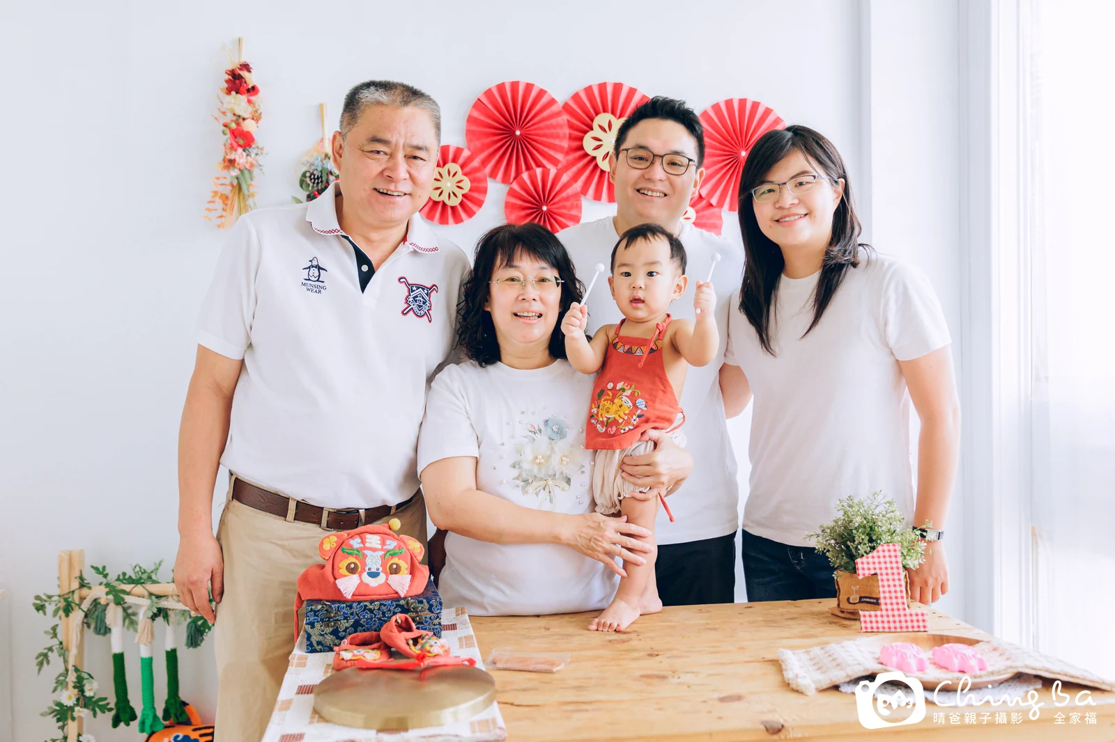 騰騰的台中小家庭抓周拍攝現場