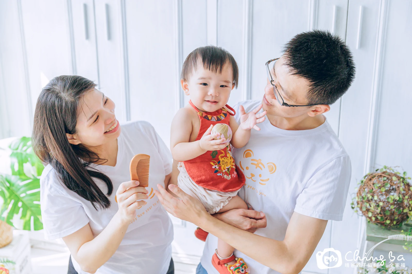 小家庭抓周拍作品|2022 年冬季|晴爸親子攝影