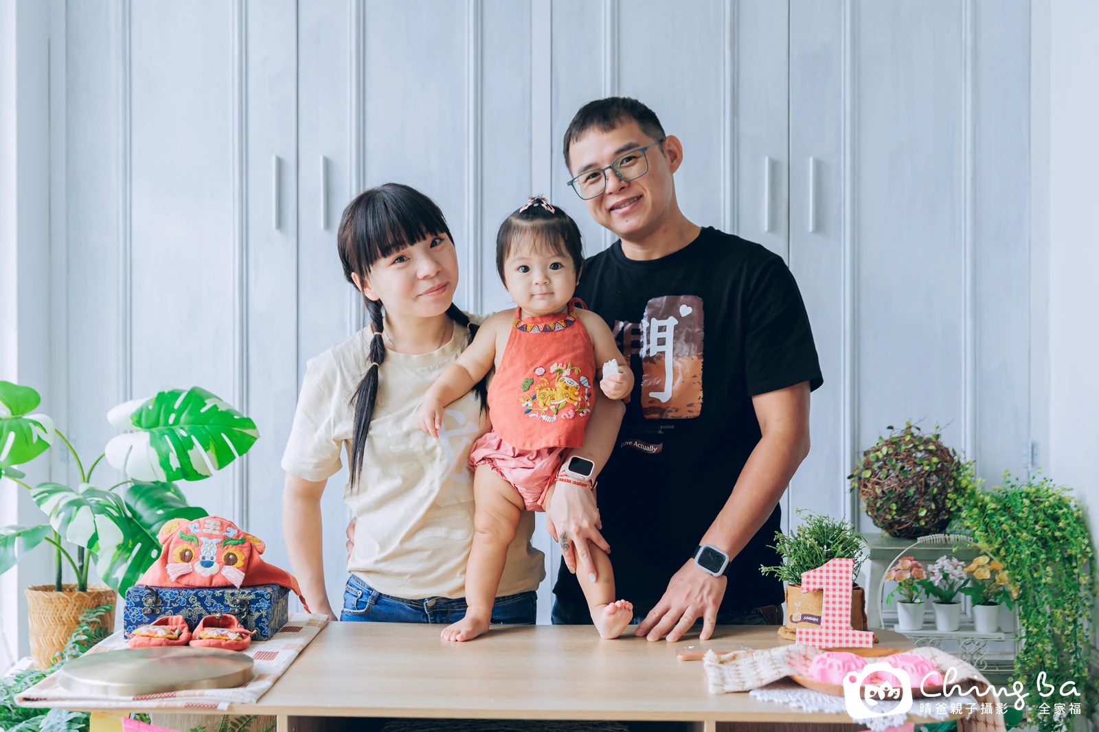 小飯糰在台中拍小家庭抓周的珍貴一刻