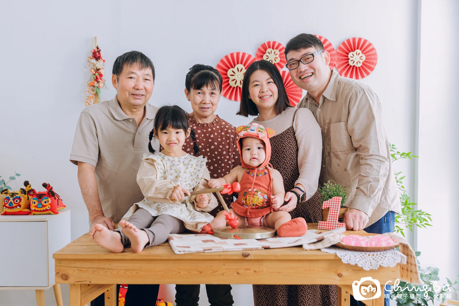 小家庭抓周拍作品｜2025 年春季｜晴爸親子攝影