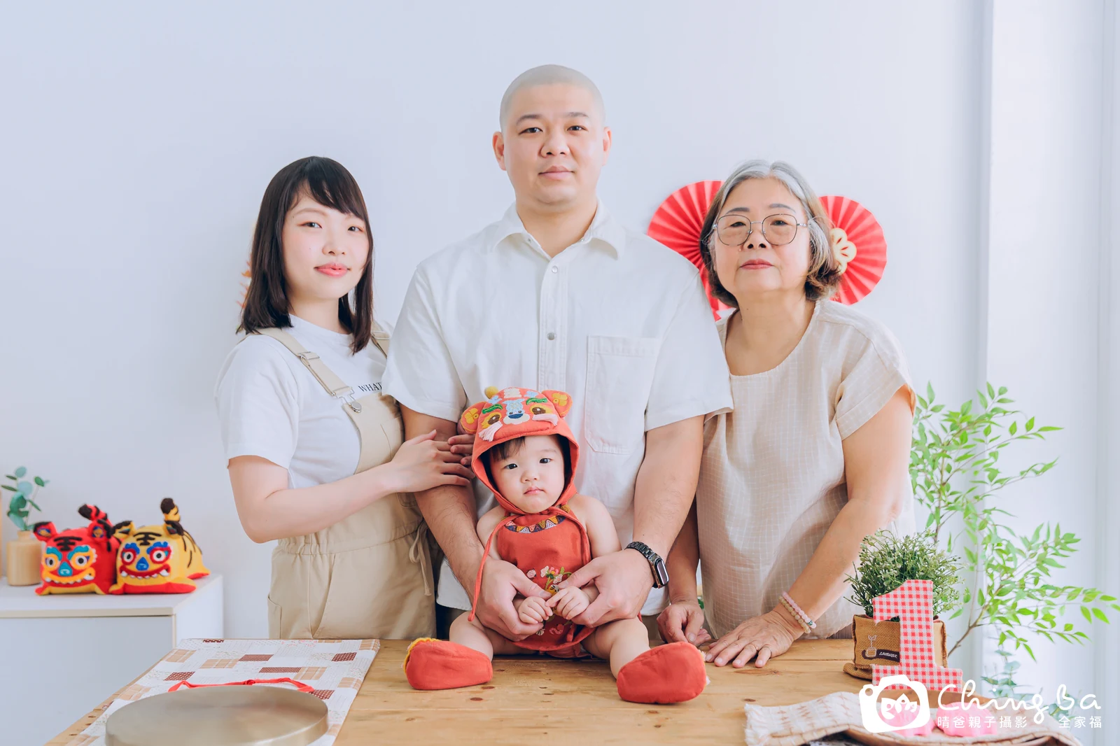 柚寶在台中拍小家庭抓周的珍貴一刻
