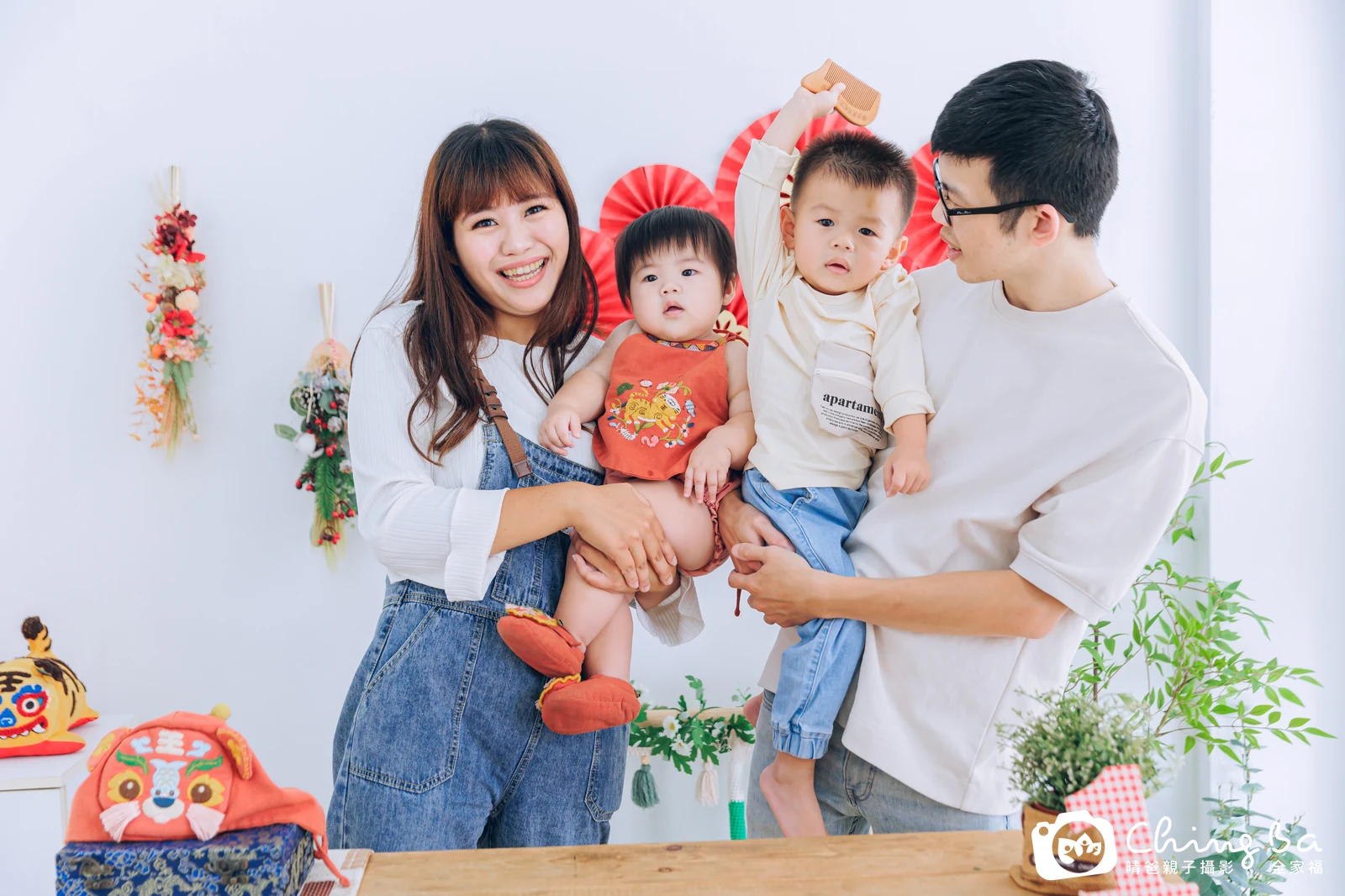 寶妹在台中拍小家庭抓周的珍貴一刻