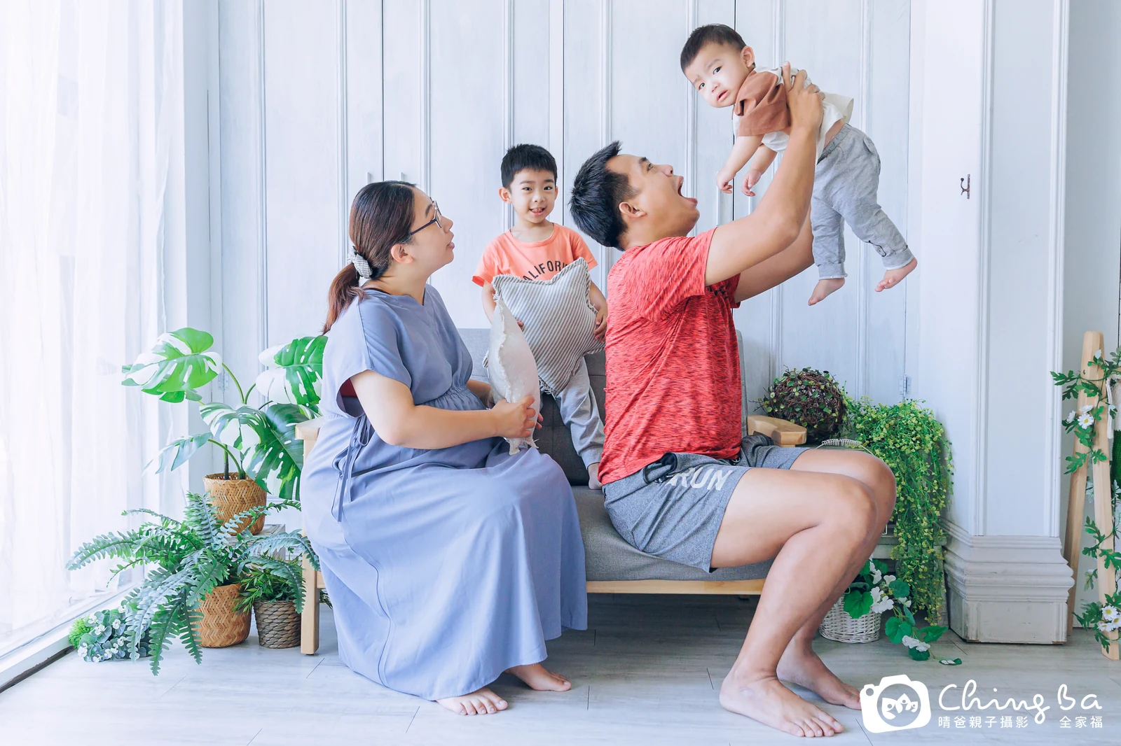 琛琛的台中小家庭抓周拍攝現場