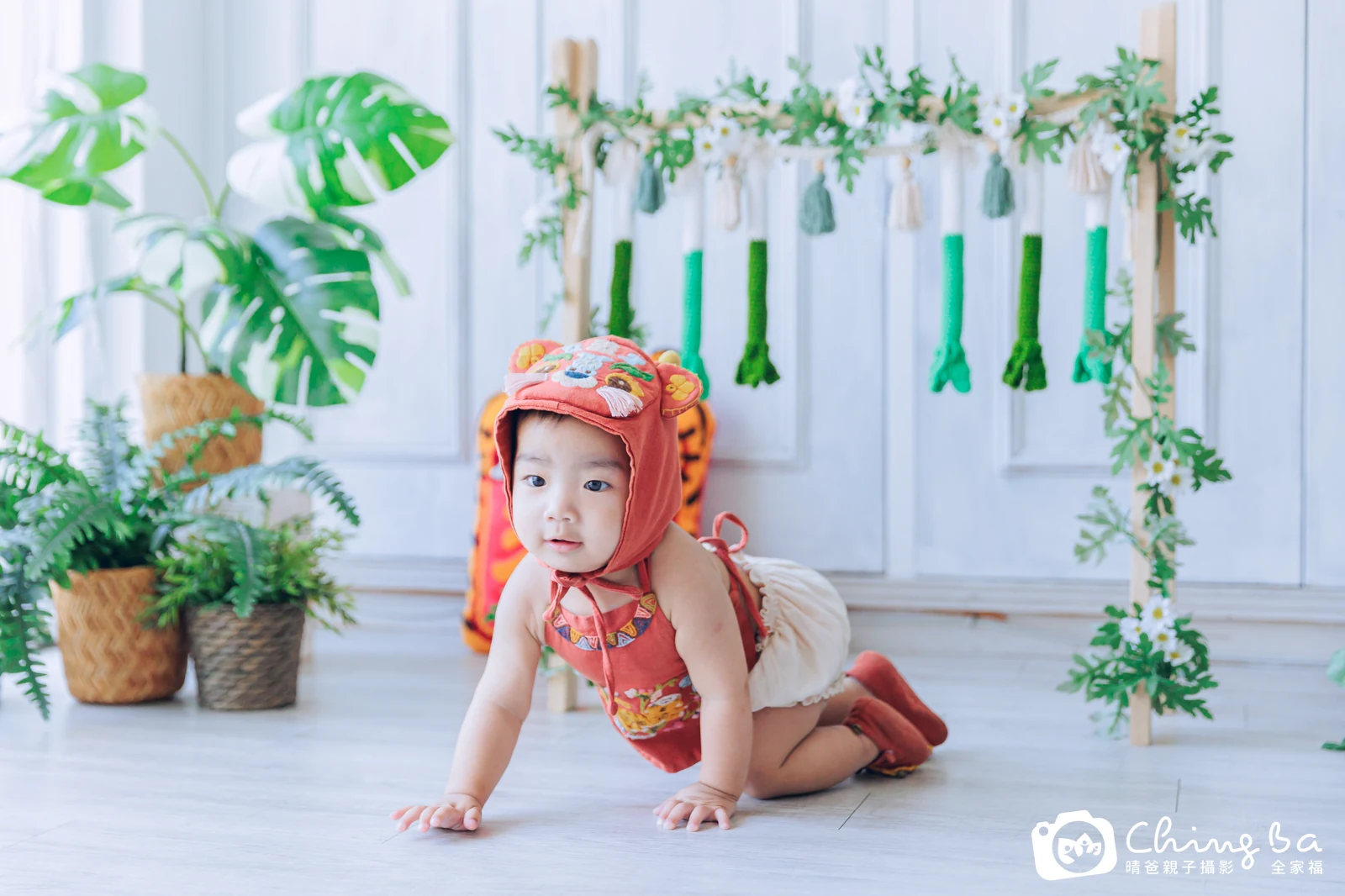 琛琛 1 歲 1 個月寶貝 台中小家庭抓周紀念照｜晴爸親子攝影