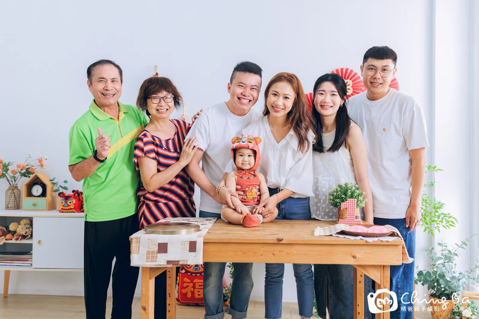 小家庭抓周拍作品｜2025 年秋季｜晴爸親子攝影