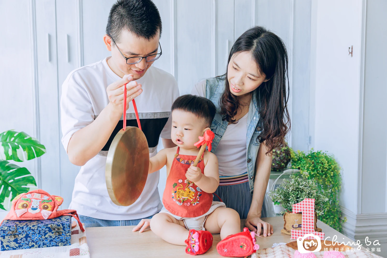 小家庭抓周拍作品|2022 年冬季|晴爸親子攝影