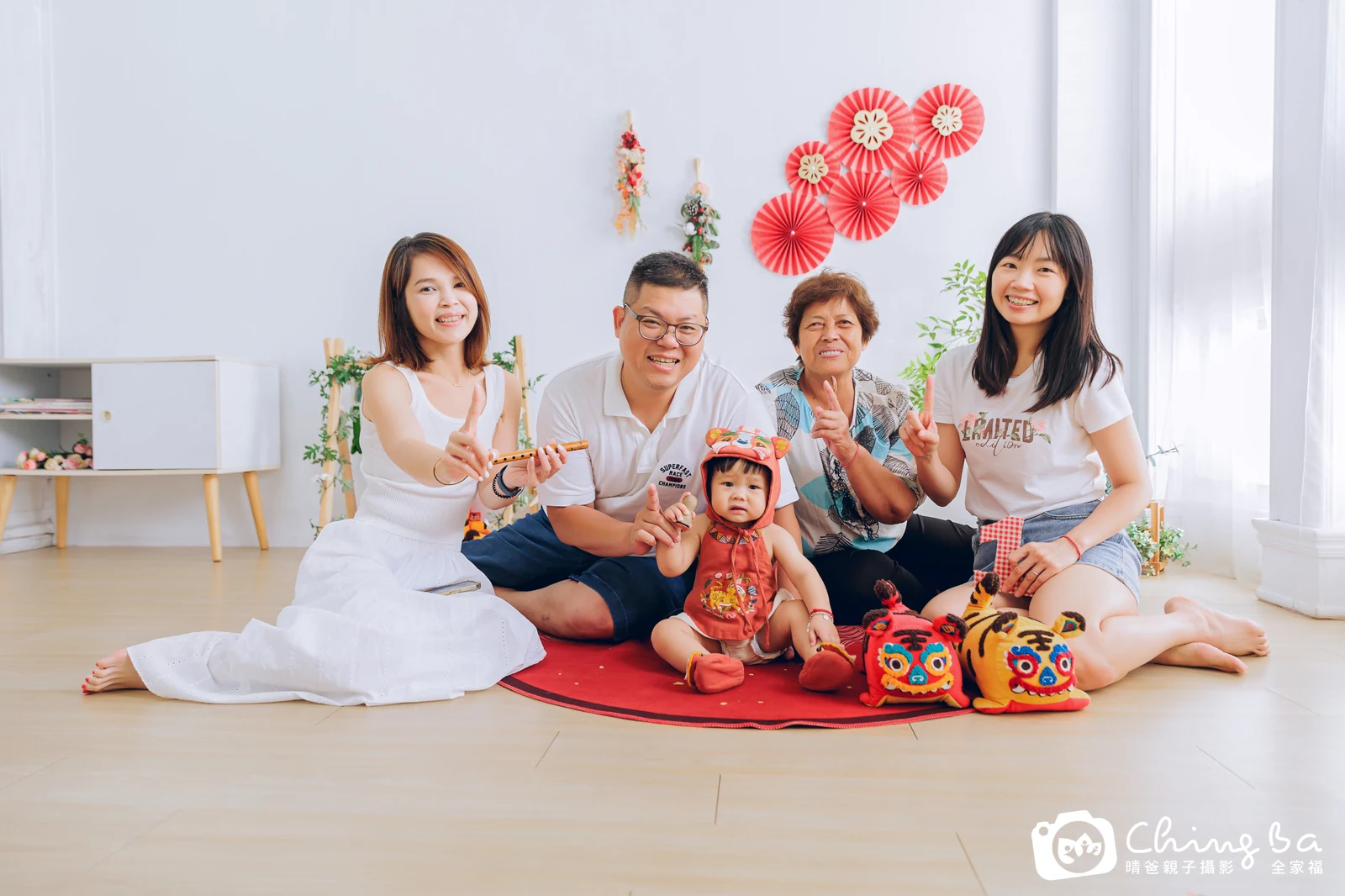 小家庭抓周拍作品|2024 年秋季|晴爸親子攝影