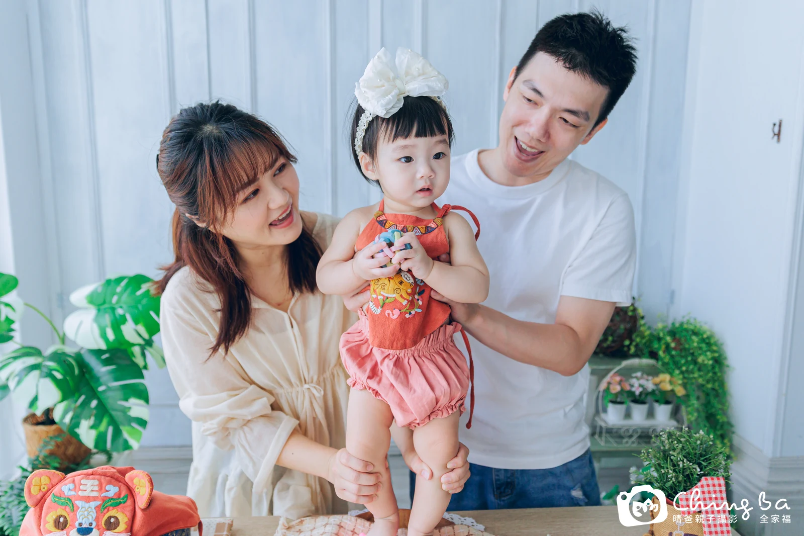 晴 1 歲寶貝 台中小家庭抓周紀念照｜晴爸親子攝影