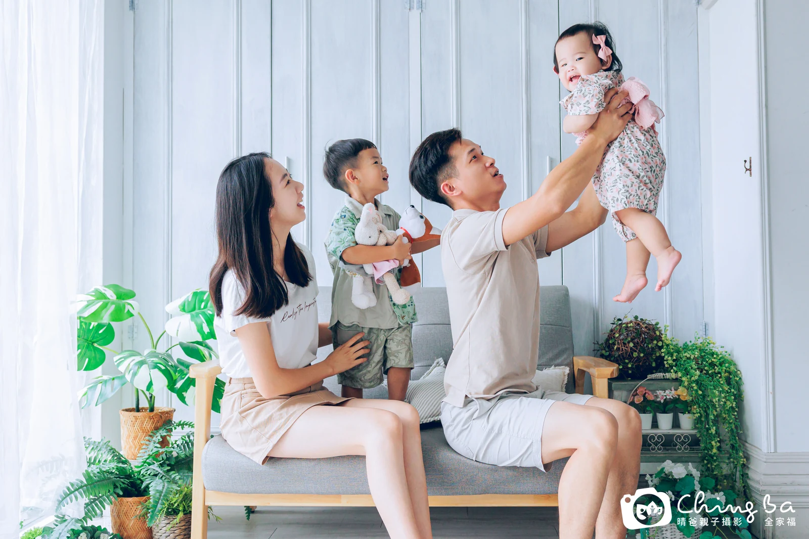 小妘周歲抓周儀式的紀錄（2025 年秋季）