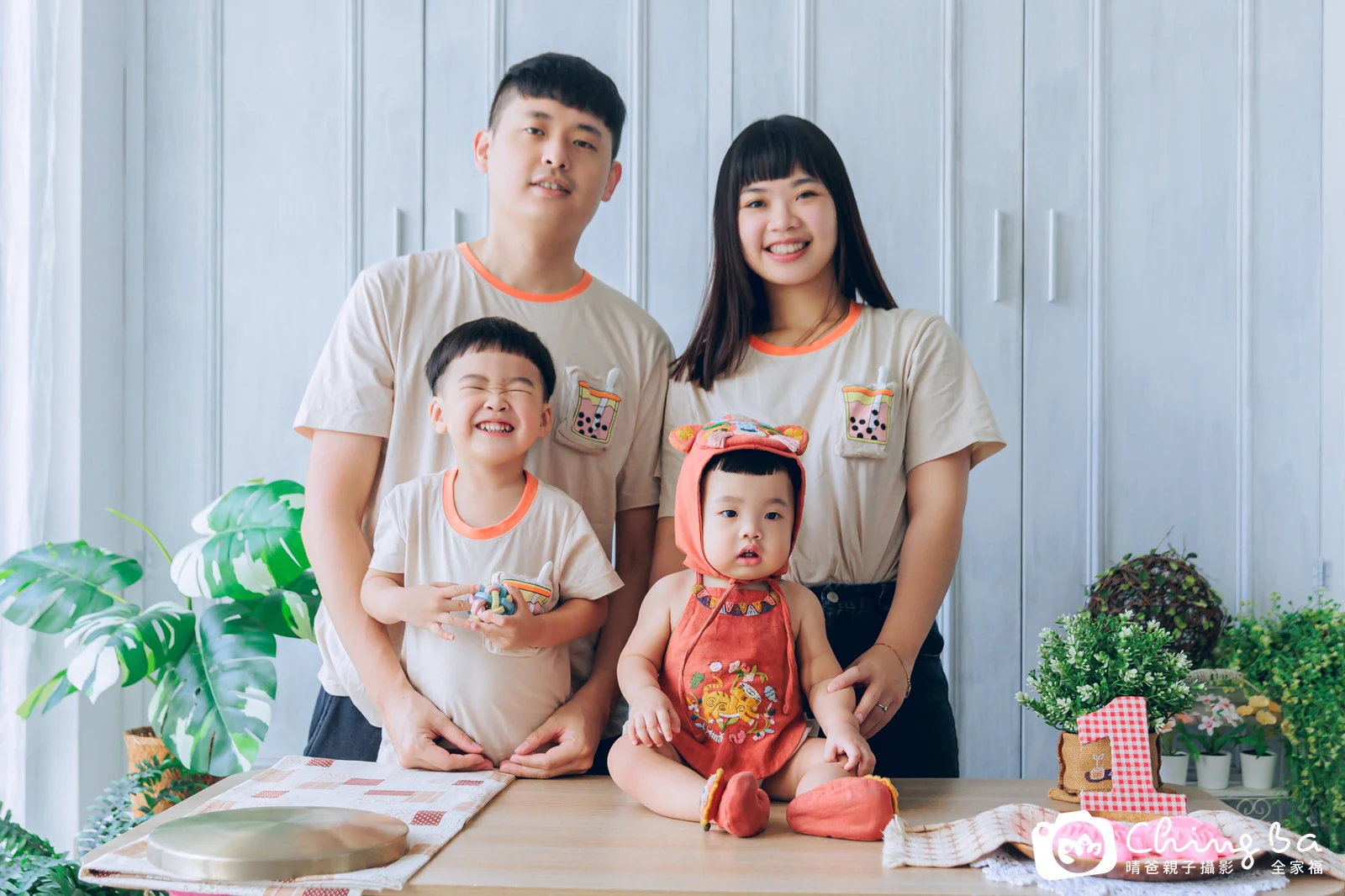 彬彬周歲抓周儀式的紀錄（2025 年夏季）