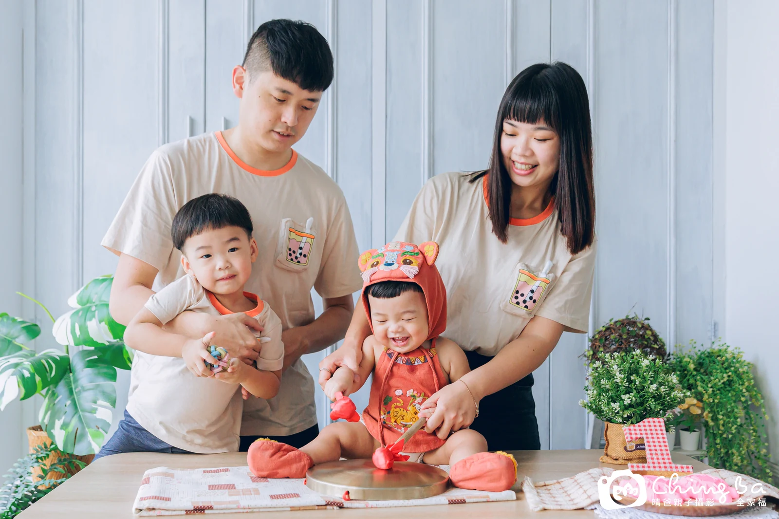 小家庭抓周拍作品｜2025 年夏季｜晴爸親子攝影