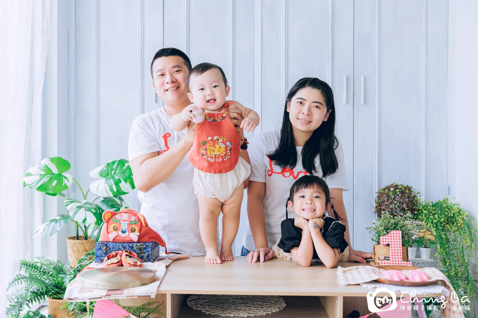 小家庭抓周拍作品|2023 年夏季|晴爸親子攝影