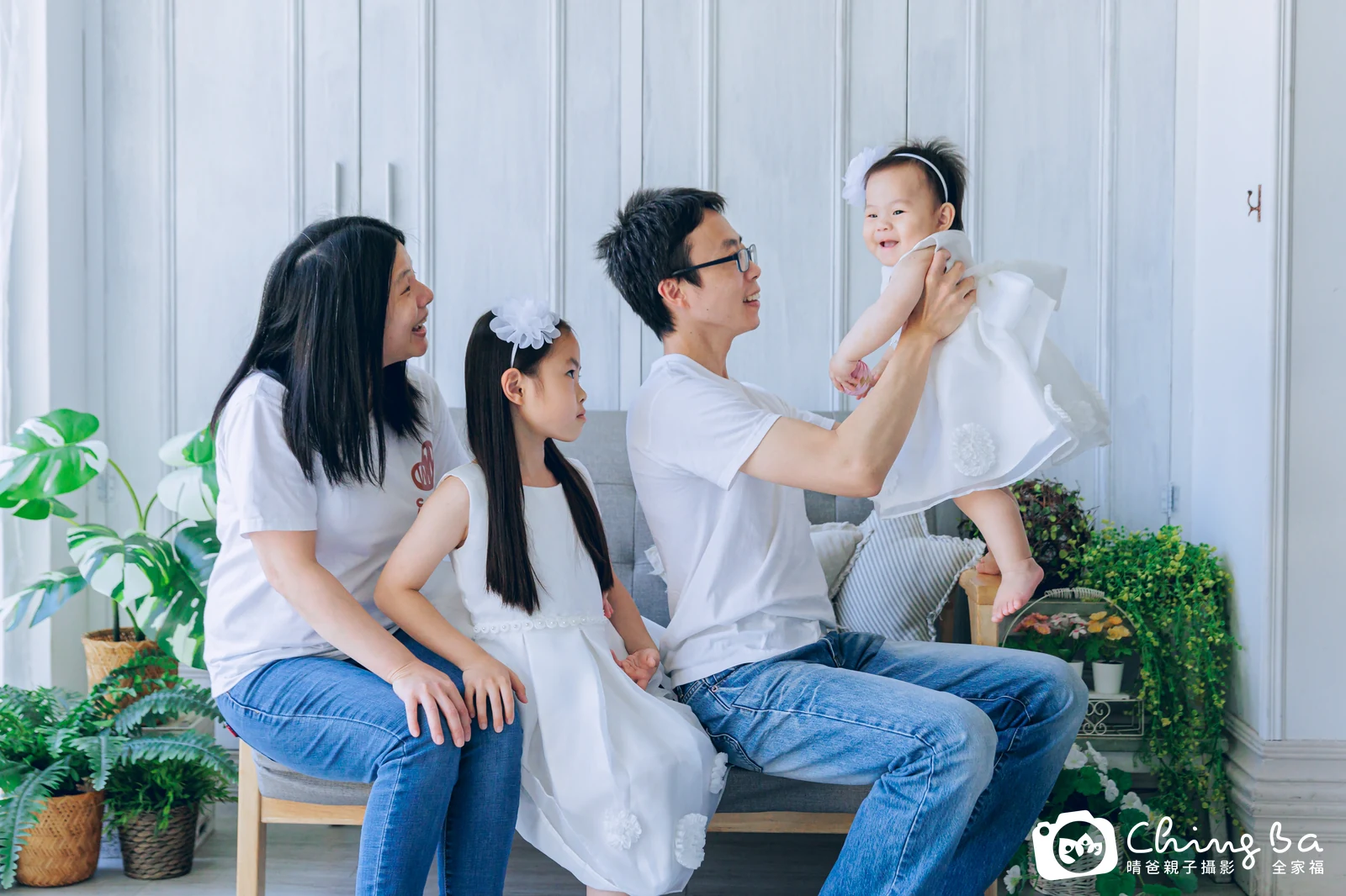 妹妹周歲抓周儀式的紀錄(2023 年夏季)