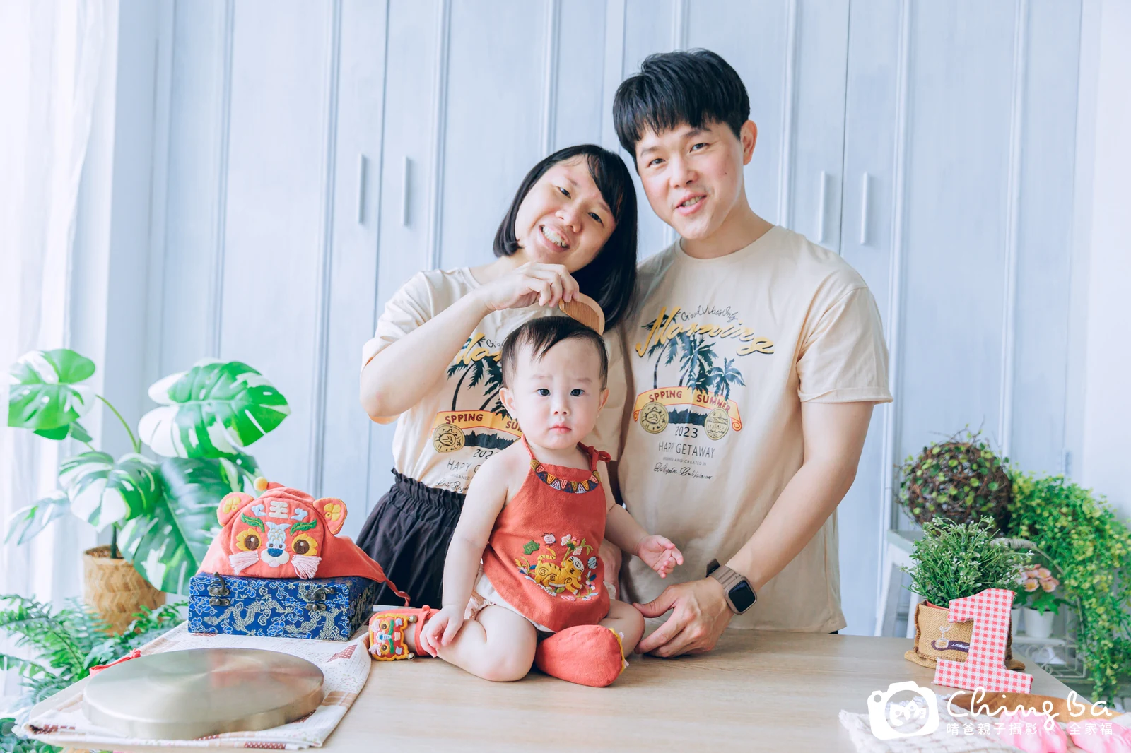 呈呈在台中拍小家庭抓周的珍貴一刻