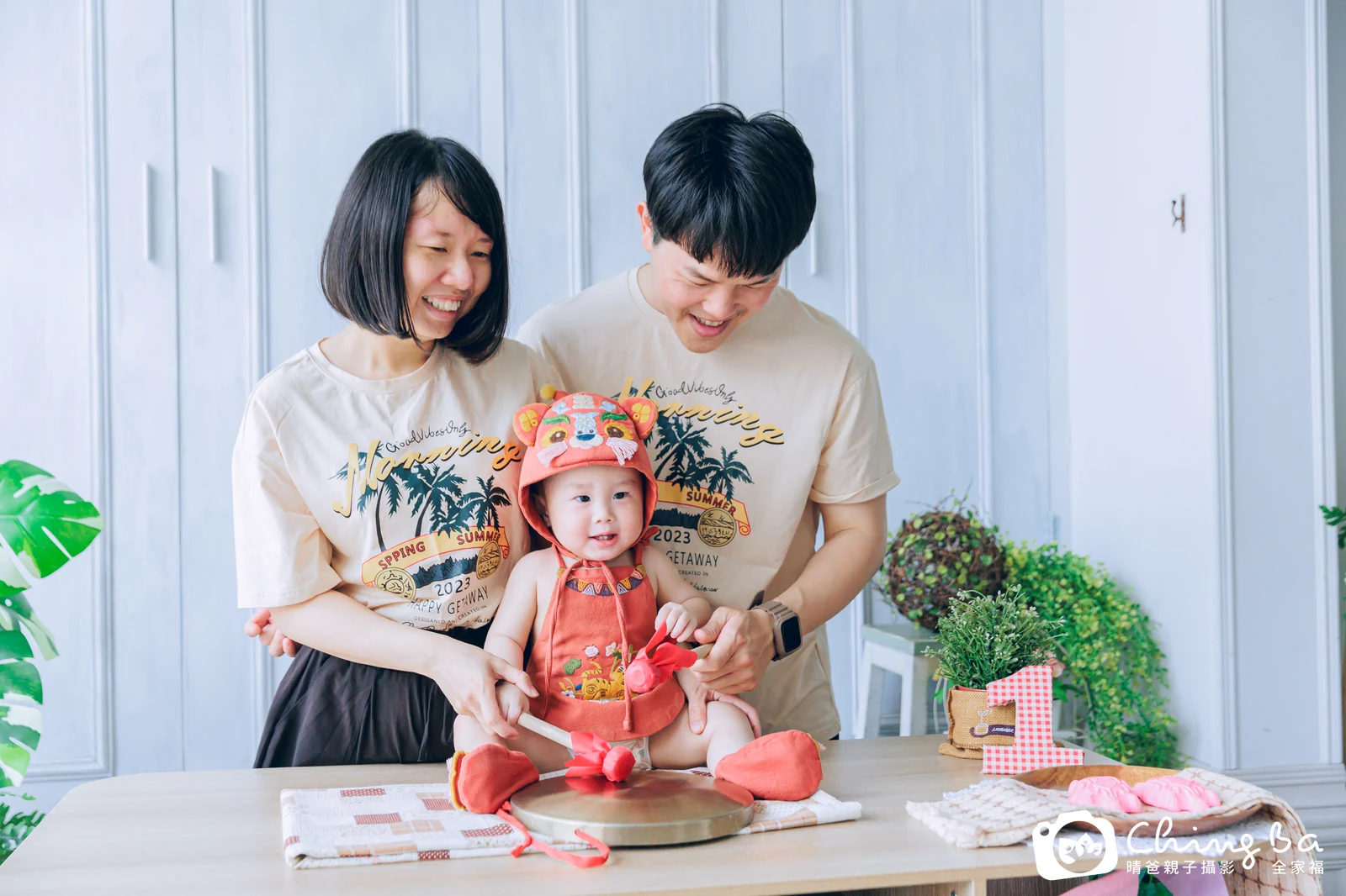 小家庭抓周拍作品|2024 年春季|晴爸親子攝影