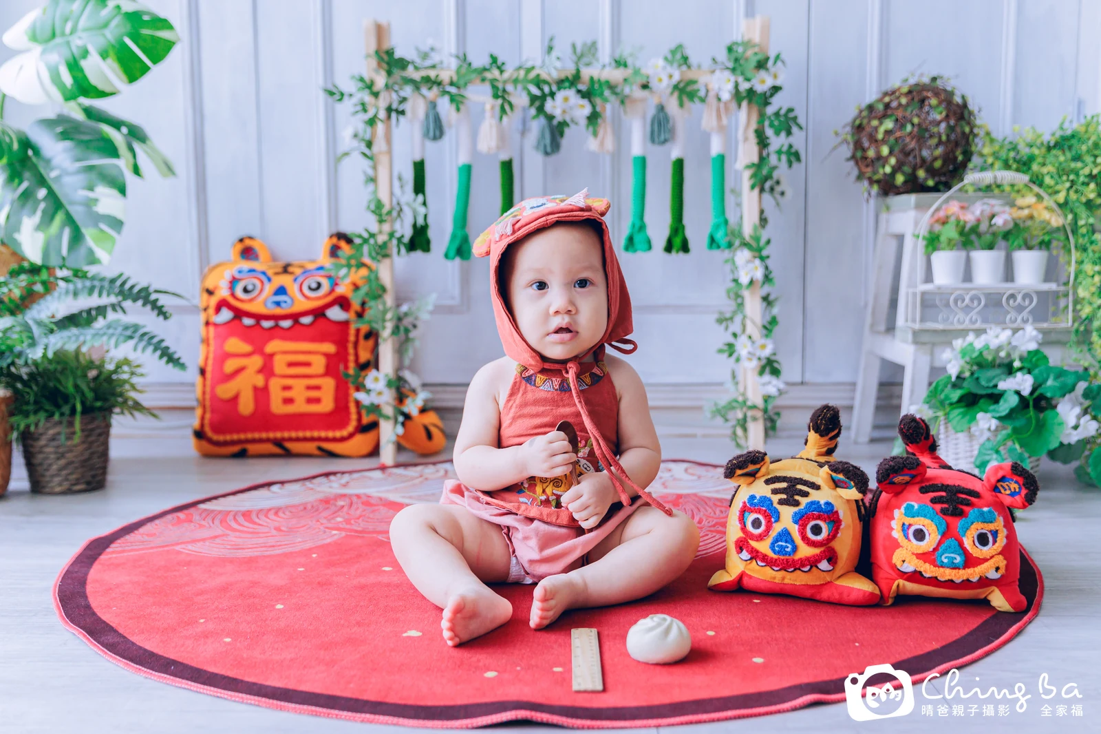 小花周歲抓周儀式的紀錄（2023 年春季）