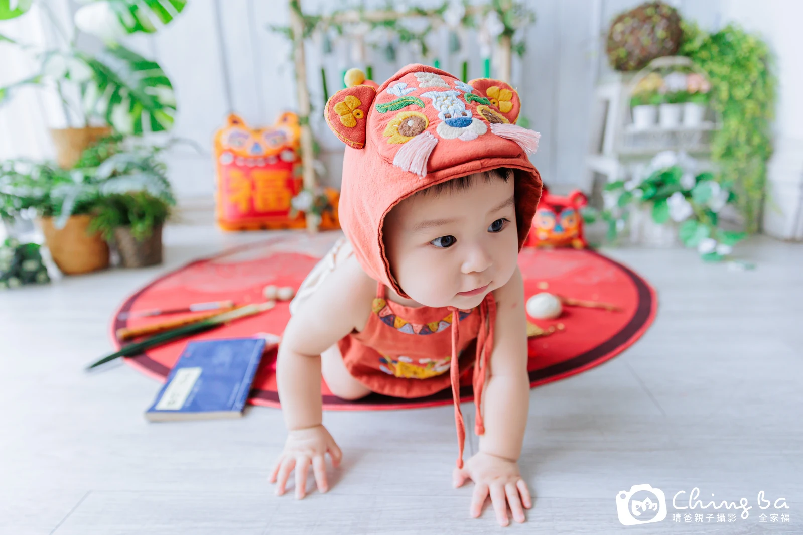 左左周歲抓周儀式的紀錄(2023 年夏季)