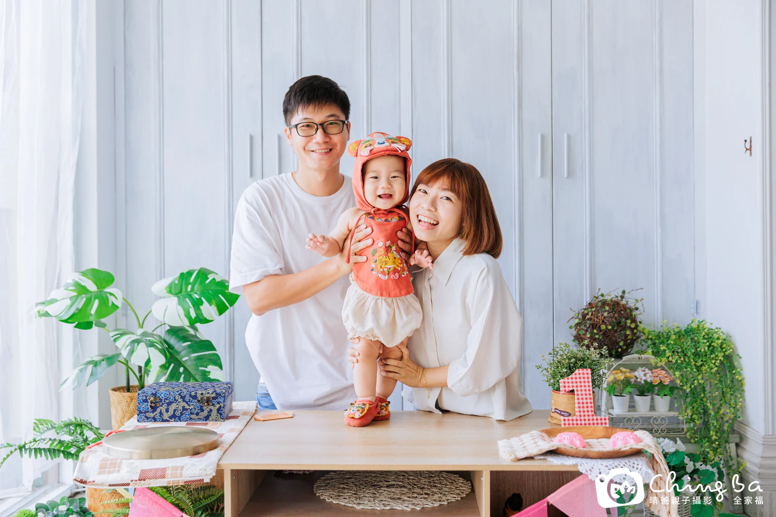 小家庭抓周拍作品|2023 年秋季|晴爸親子攝影