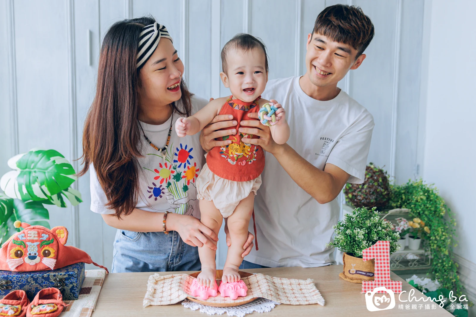 小家庭抓周拍作品｜2025 年夏季｜晴爸親子攝影