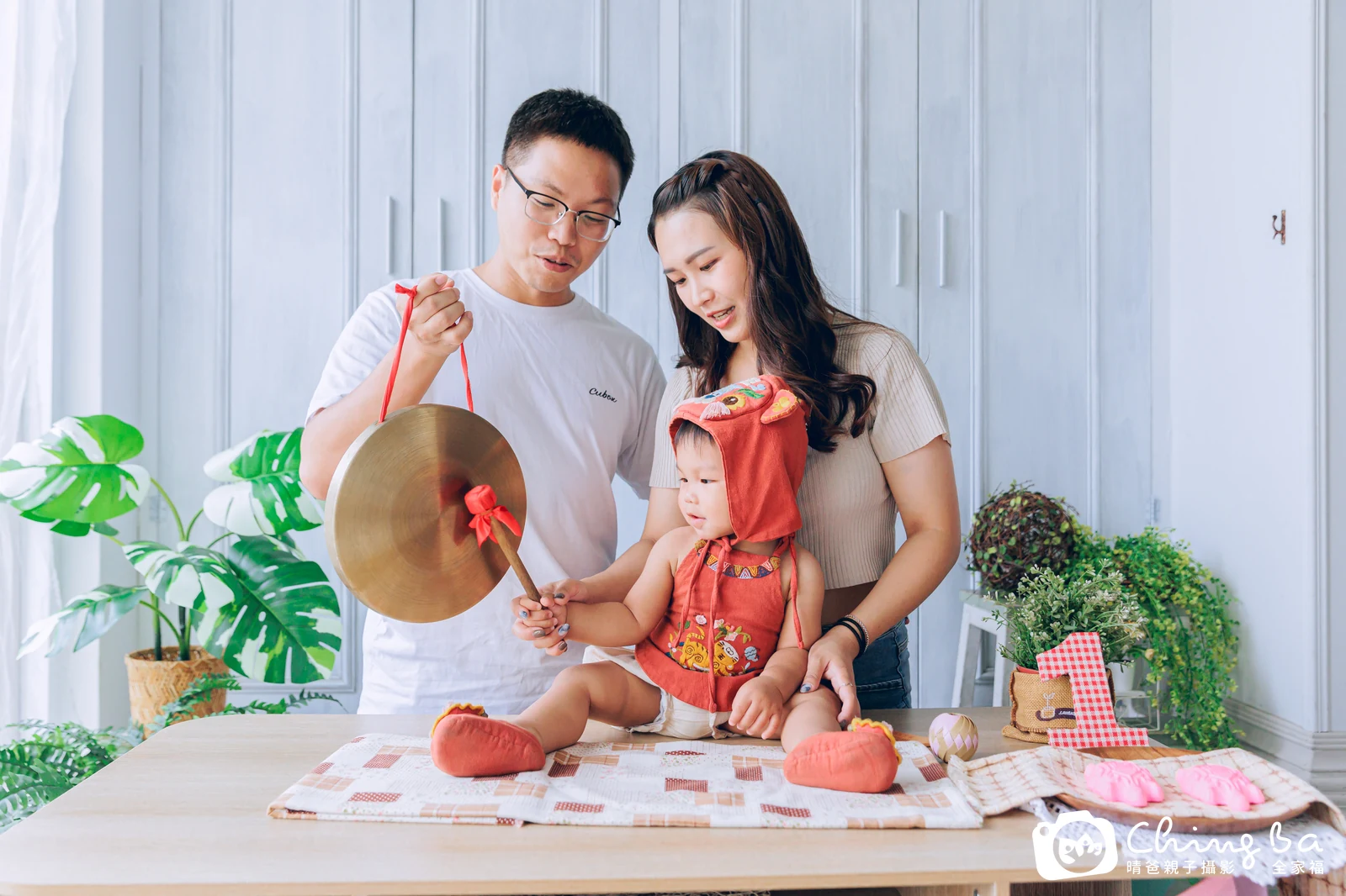 叡叡周歲抓周儀式的紀錄(2023 年夏季)