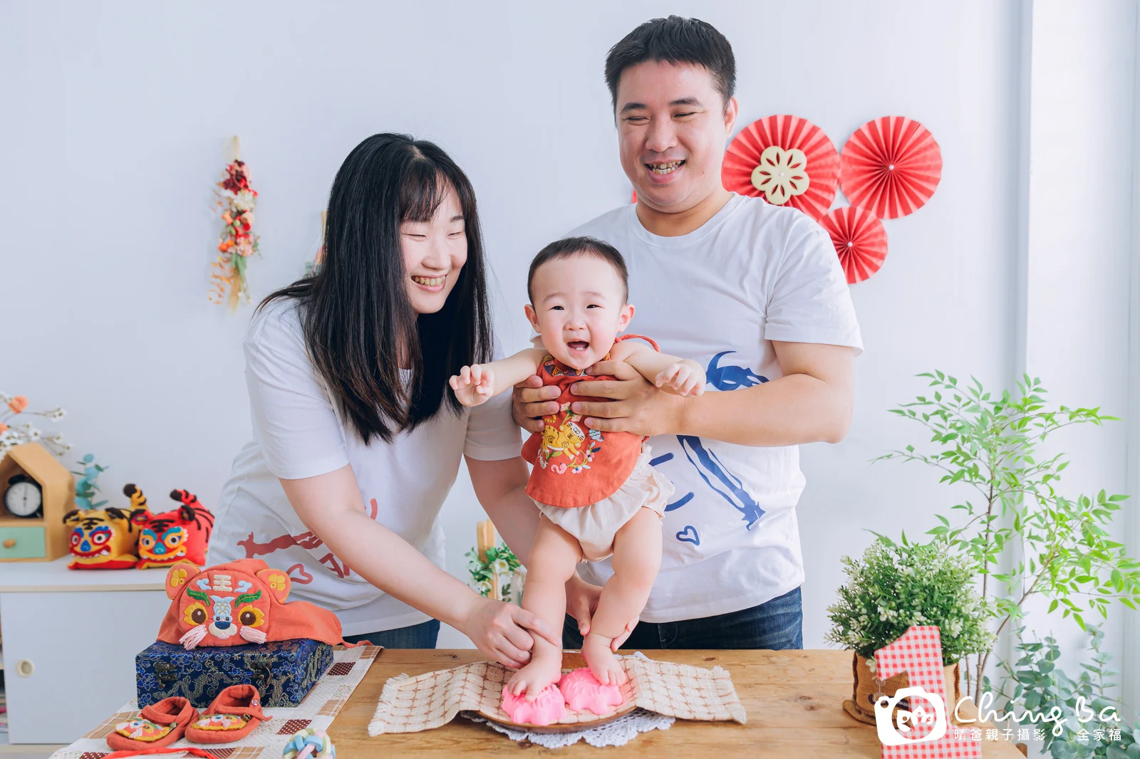 銨銨周歲抓周儀式的紀錄（2025 年夏季）