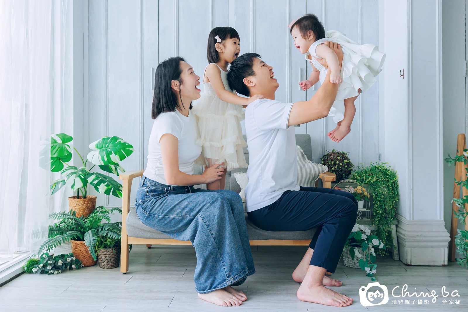 小家庭抓周拍作品|2025 年冬季|晴爸親子攝影