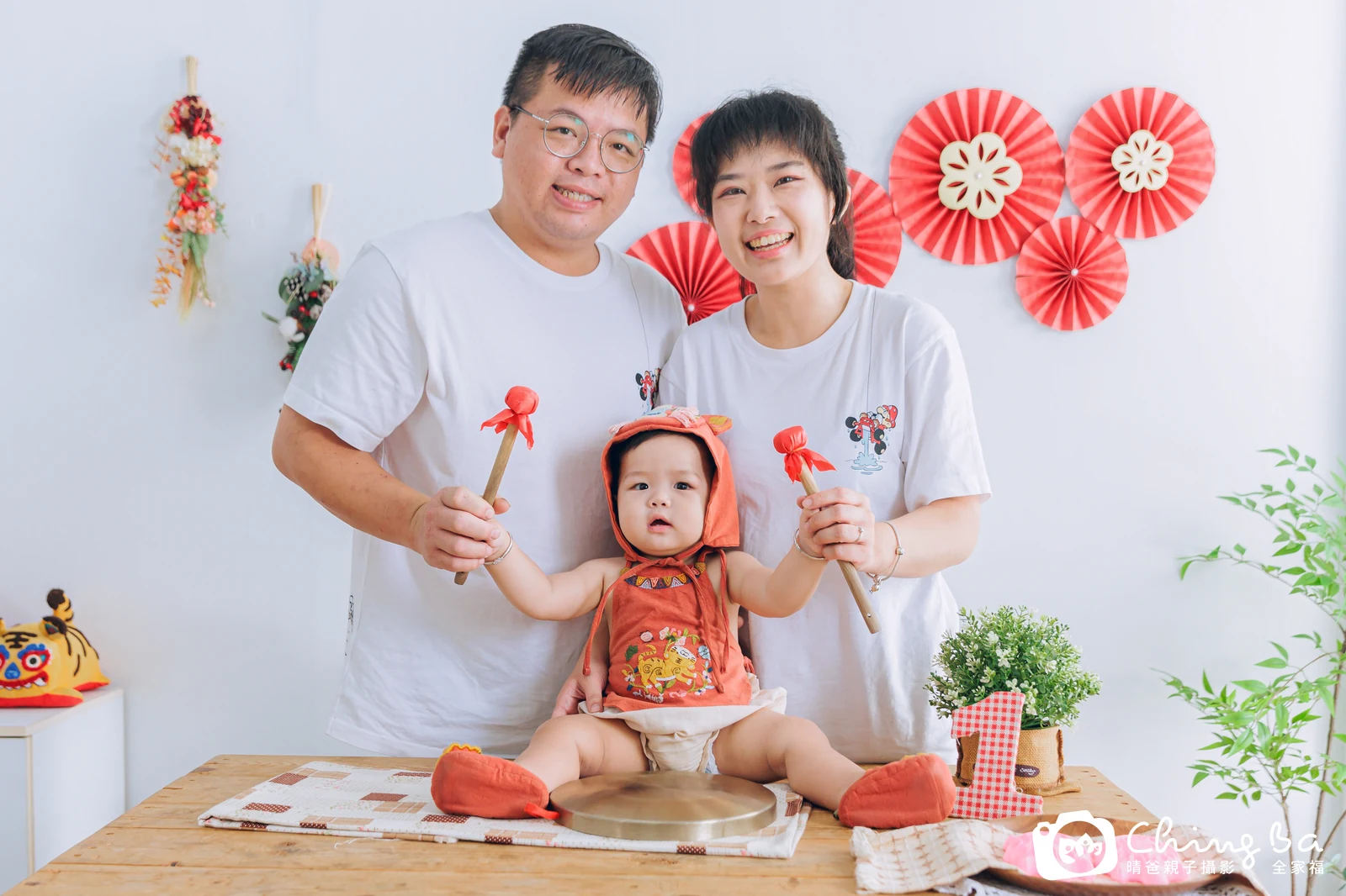 福寶在台中拍小家庭抓周的珍貴一刻