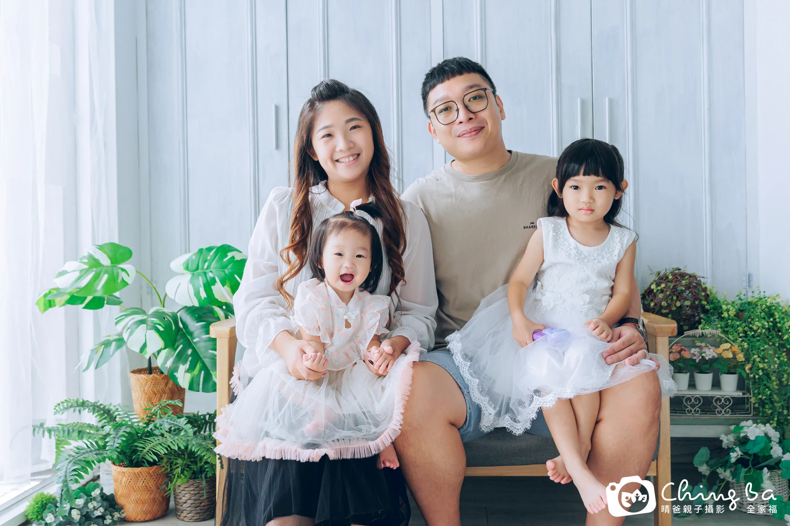 妍妍 1 歲寶貝 台中小家庭抓周紀念照｜晴爸親子攝影