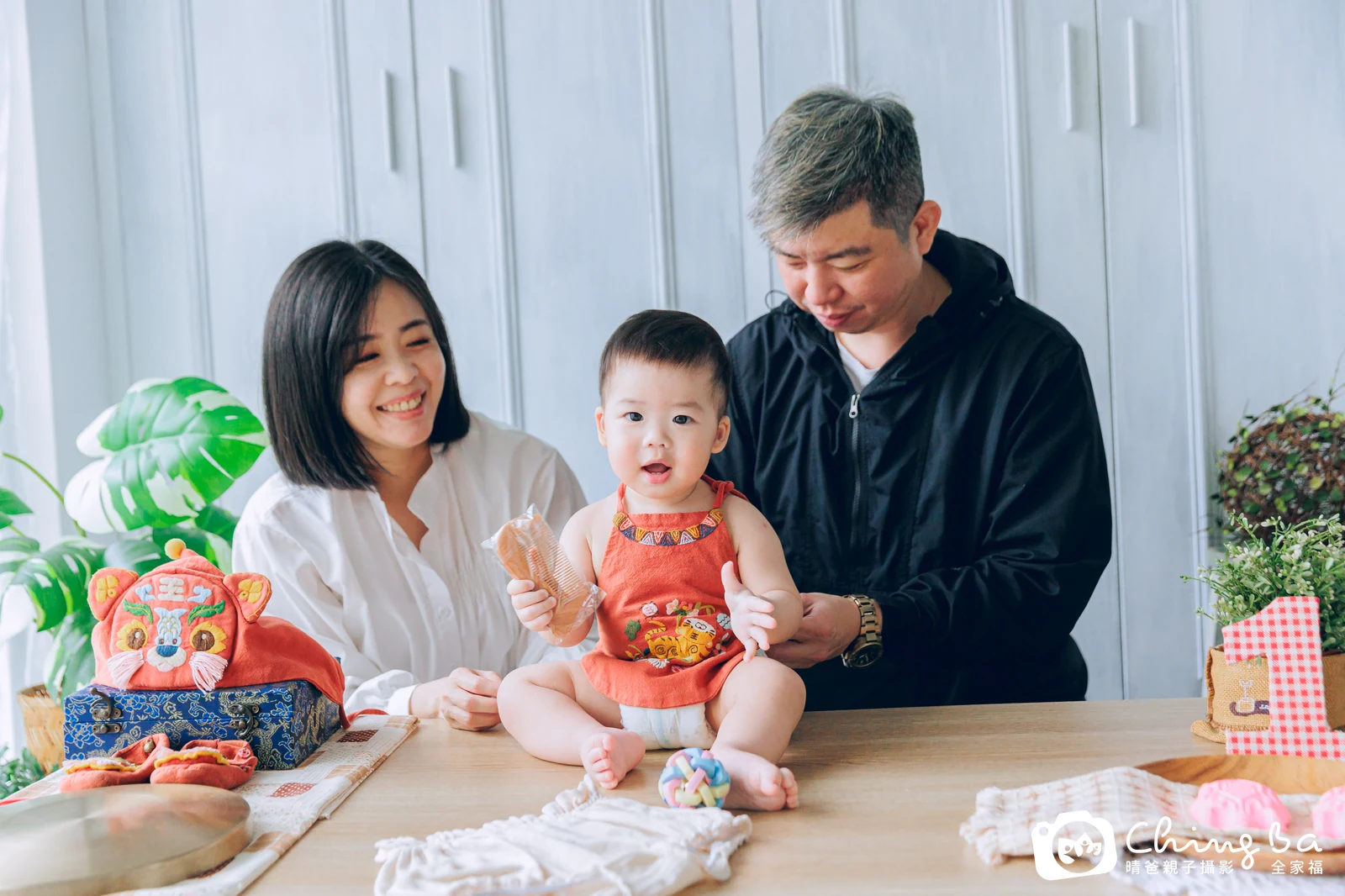 小牛排周歲抓周儀式的紀錄（2024 年春季）