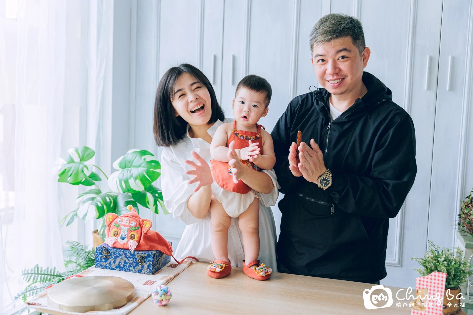小家庭抓周拍作品｜2024 年春季｜晴爸親子攝影