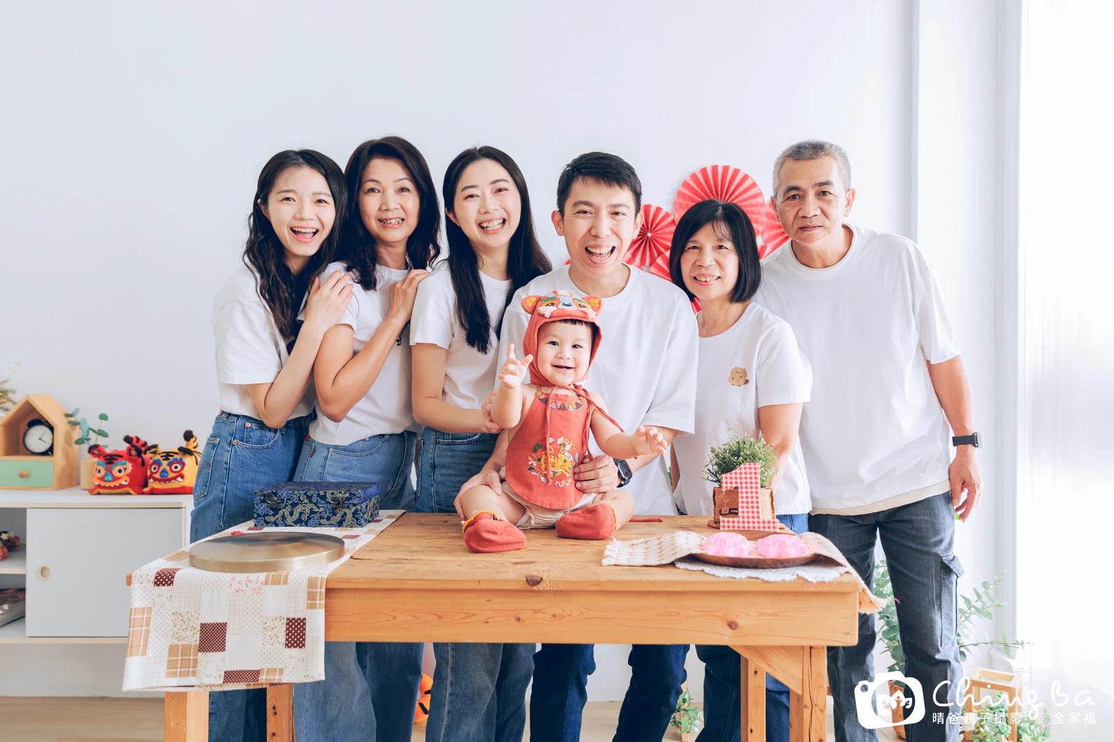 謙謙 1 歲寶貝 台中小家庭抓周紀念照｜晴爸親子攝影