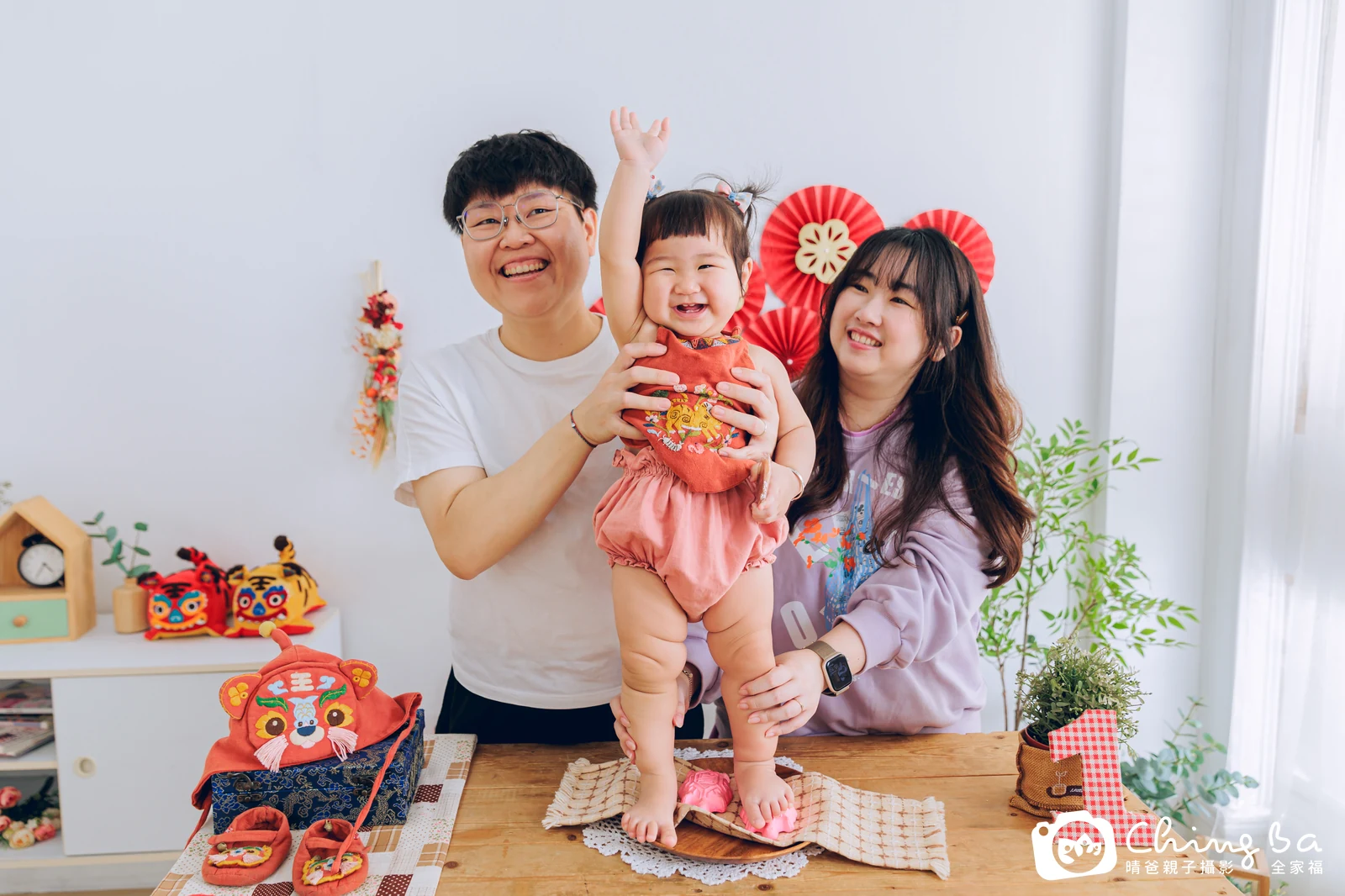 小蹦啾的抓周時光——晴爸親子攝影